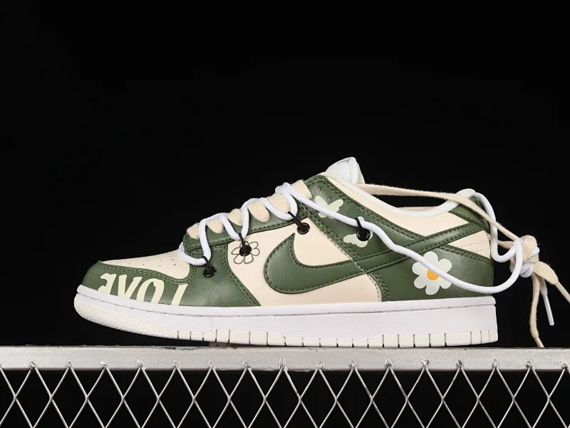 All categories Nk SB Dunk series Nk SB Dunk Low low-top sneakers Nk Dunk Low LOVE floral green customized version of deconstructed strap casual sneakers DH9765-100